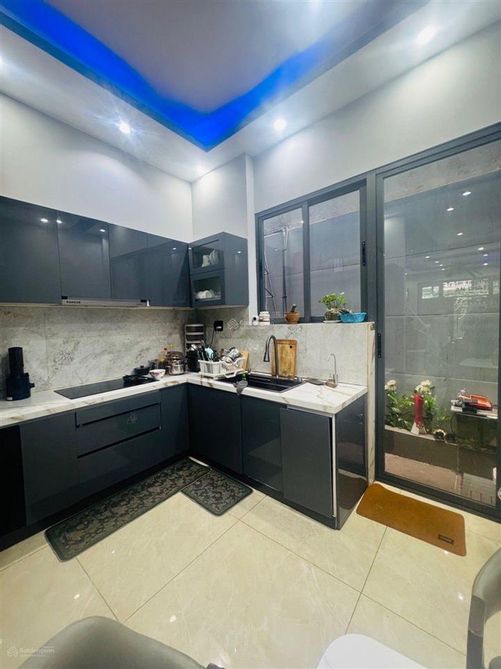 Bán nhà 4 tầng tân kỳ tân quý, tân phú (4,2m x 15m  hẻm nhựa ô tô) nhà mới sạch sẽ  nhỉnh 7 tỷ