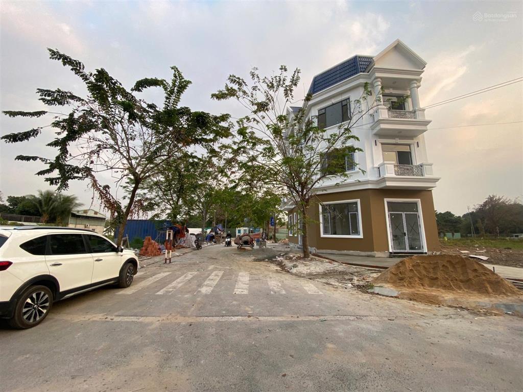 Bán shophouse d2, lái thiêu, thuận an, bình dương, giá siêu hời 5,5 tỷ, 100m2