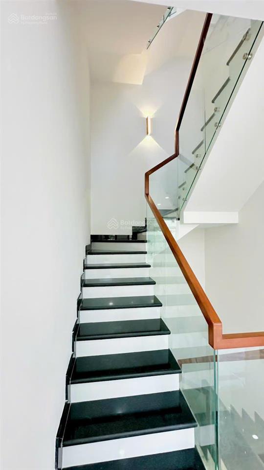 Bán siêu phẩm nhà phốshophouse kdc nguyễn văn tiếtlái thiêu tp. thuận an tt chỉ 5% sở hữu ngay