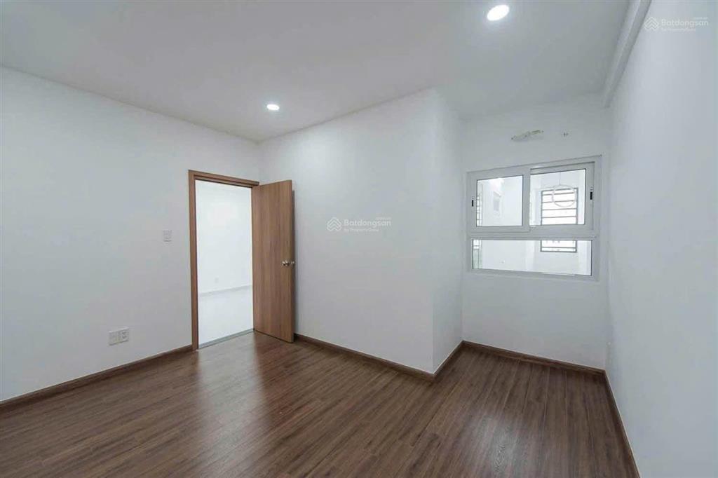 Cho thuê căn hộ conic cuối võ văn kiệt  siêu to giá rẻ chỉ 6,5tr/tháng  ở 4 người ngay
