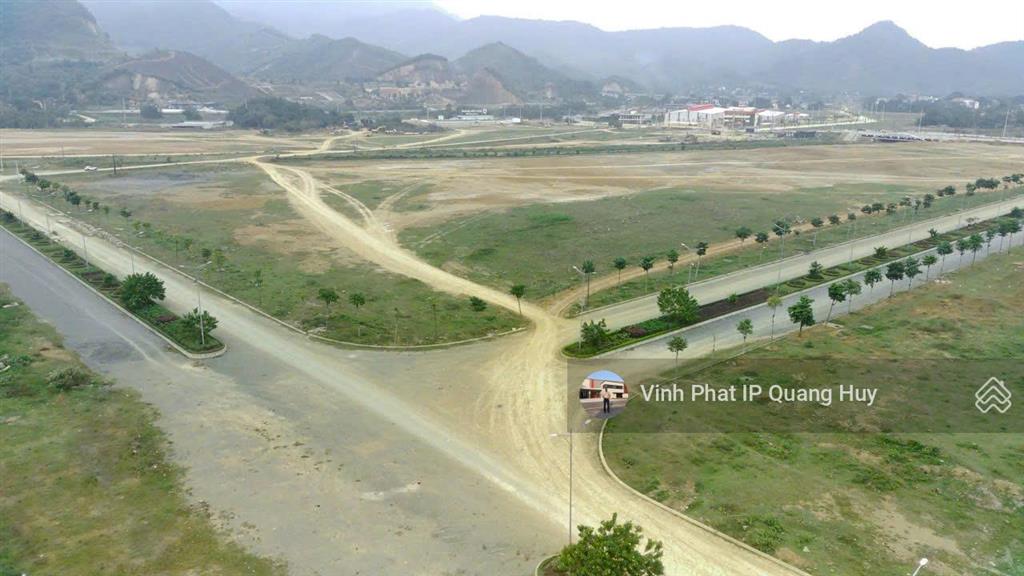 Chuyển nhượng đất khu cn tại quảng yên, giá chỉ 2.8 tr/m2, dt 01 ha bàn giao ngay.