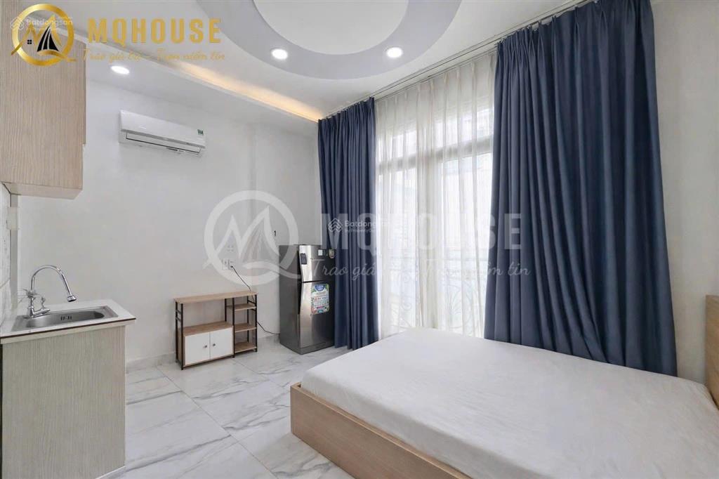 Cho thuê căn hộ ban công rộng trong khu phan xích long tiện di chuyển q1, bình thạnh, q3