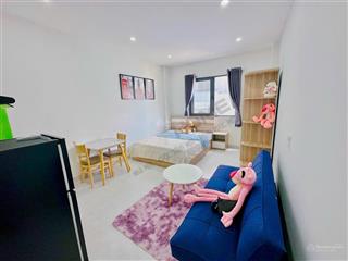 Cho thuê căn hộ studio cửa sổ trời thoáng full nội thất hầm xe thang máy gần chợ bà chiểu