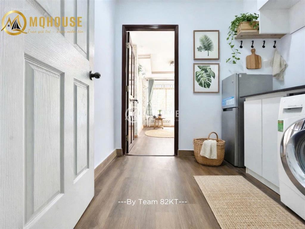 Cho thuê căn hộ 2pn ban công tách bếp 40m2 gần đại học văn lang cơ sở 3
