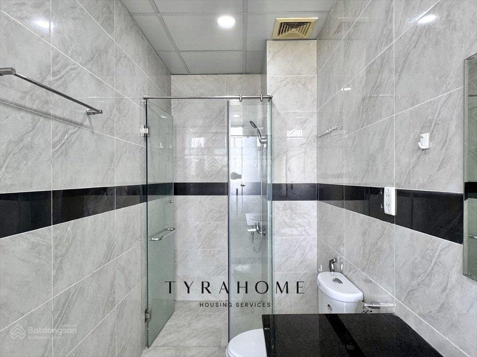 Cho thuê căn hộ 1pn ban công 45m2 full nội thất ngay đại học văn lang cs3
