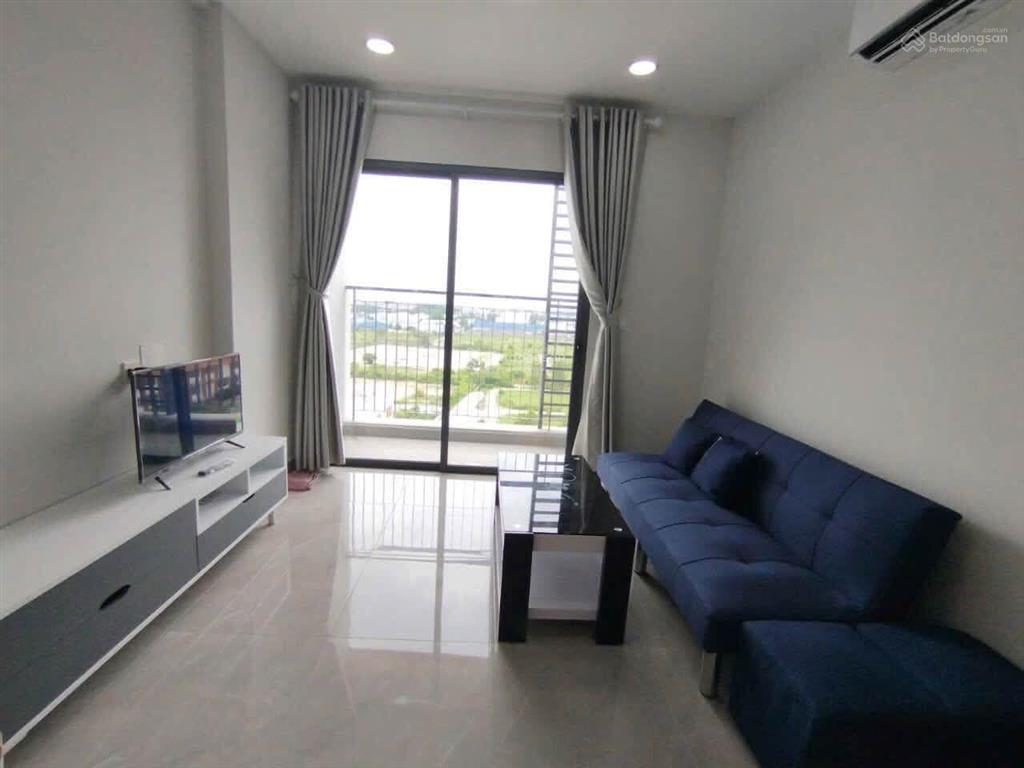 Cần bán căn góc 2 view legacy 2pn 2wc giá 1 tỷ 750 triệu không thương lượng