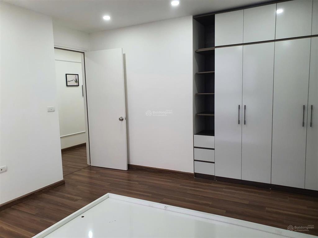 Chủ cần bán căn hộ diện tích lớn hiếm tại ct2x2 đại kim  123m2  4 phòng ngủ  9tỷ  full nội thất