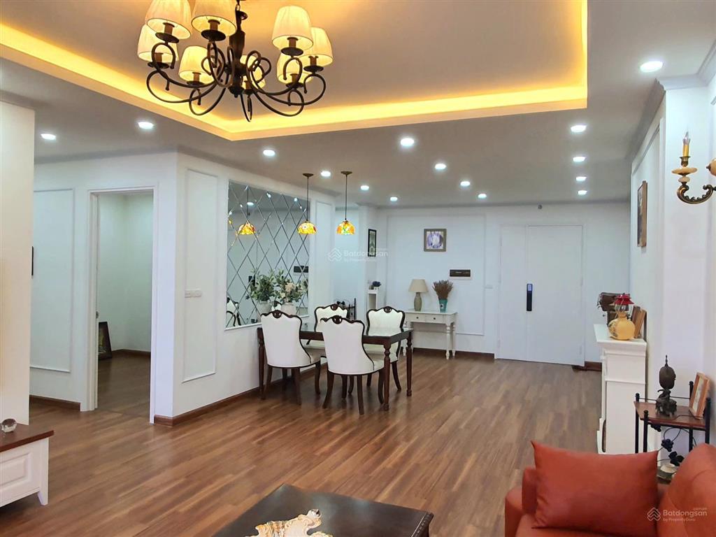 Chủ cần bán căn hộ diện tích lớn hiếm tại ct2x2 đại kim  123m2  4 phòng ngủ  9tỷ  full nội thất