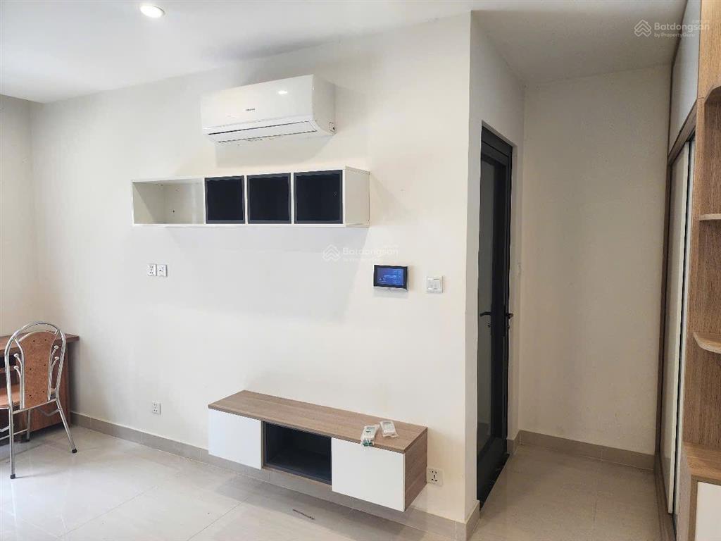 Bán căn studio diện tích 37m2 full đồ toà s201 tầng trung giá 3,320 tỷ ( bao phí )