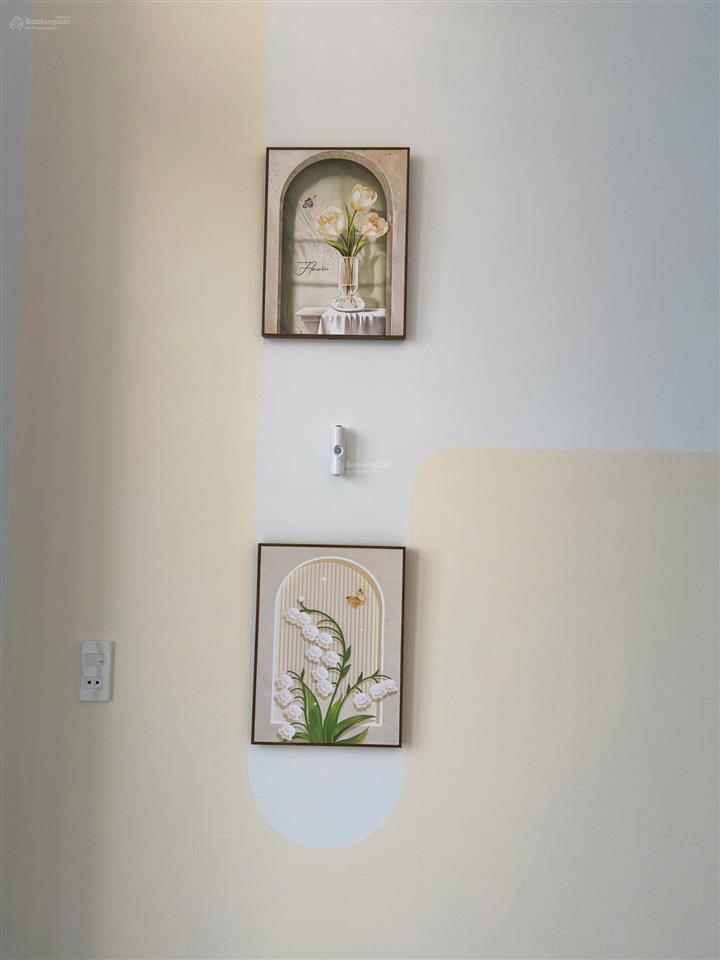 Nhà mới siêu đẹp q8, đúc bê tông cốt thép, 3 tầng, 4pn, 3wc, đầy đủ tiện nghi, kdc hiện hữu, 4,85ty