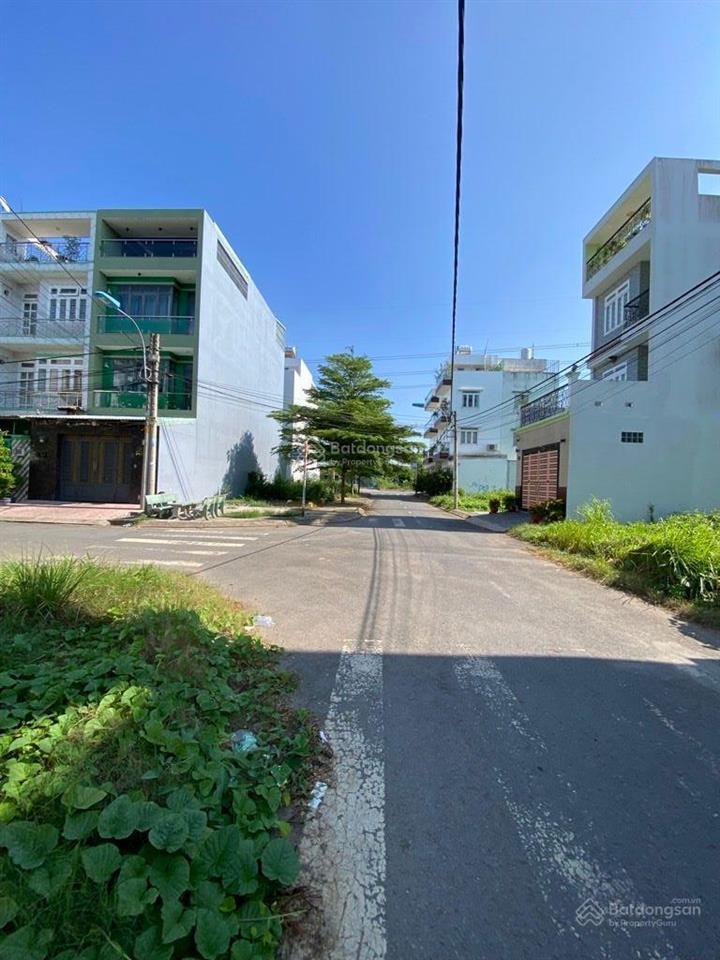 Nhà đồng bộ khu dân cư phú lợi, phường bình đông q8, đường 12m, 4 tầng, 5x22m, giá chỉ 9,9 tỷ tl