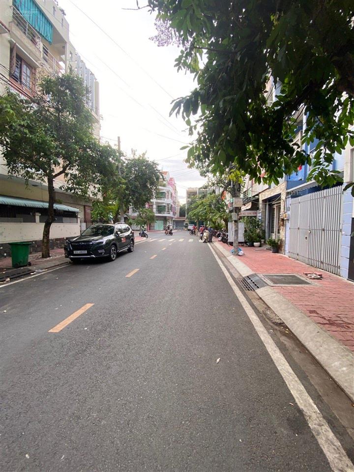 Mặt tiền đường 8m p4q8(chánh hưng),5 tầng, 4x15m 4 pn, 4 wc. cách siêu thị parc mall 300m, 11,95ty