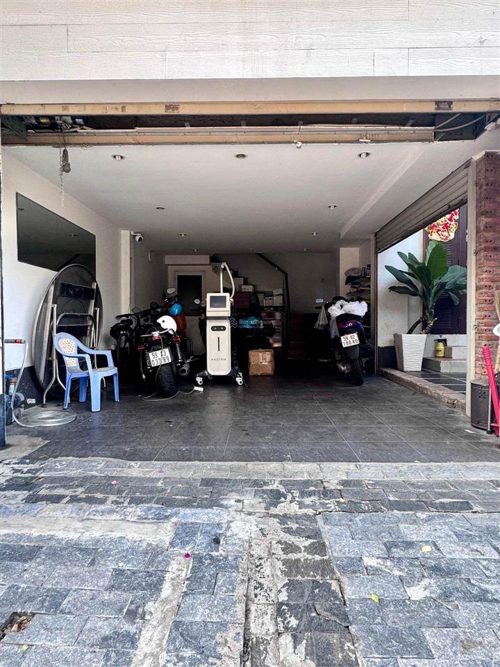 Biệt thự 4 tầng  dương bá trạc p1  q8  111m2  đường nhựa xe tải  vài bước qua q1, giá 16 tỷ
