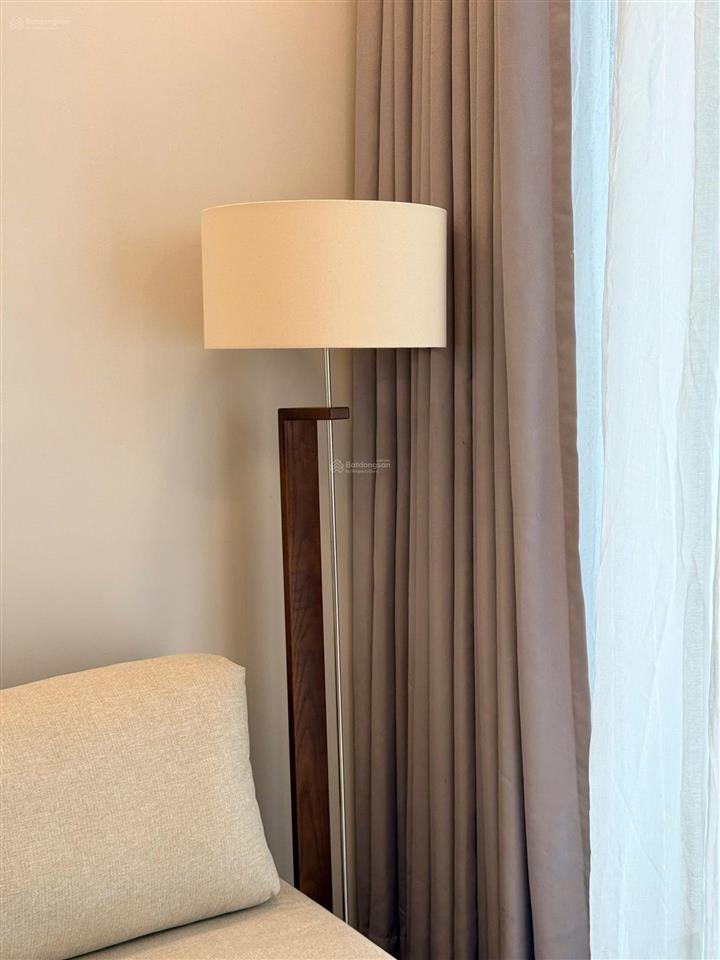 Chính chủ bán căn hộ vịnh vàng ba son 2pn 69m² view landmark 81, sổ hồng, giá 14 tỷ
