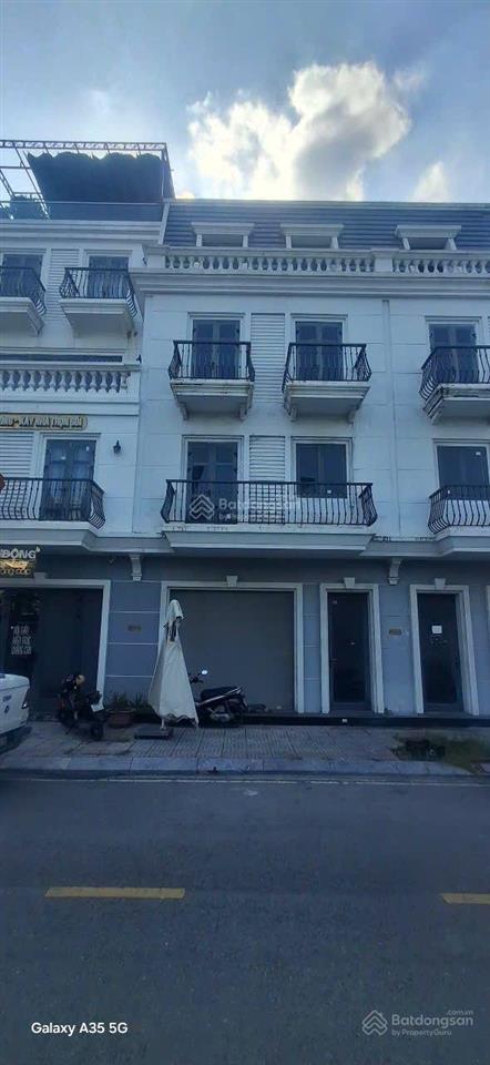 Bán shophouse 1, vincom shophouse cẩm phả, 3 tỷ, 75m2