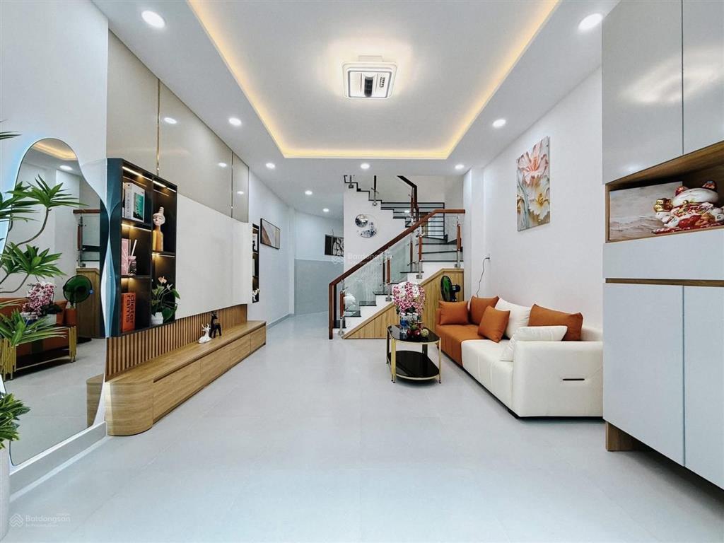 Tìm nhà không khó! nhà hoàng sa, quận 1 giá 2tỷ550. dt 41,8m2  2pn. gần thảo cầm viên, cầu đbp