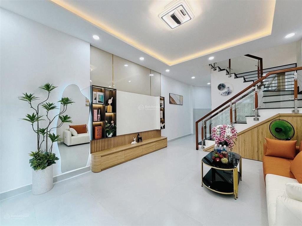 Tìm nhà không khó! nhà hoàng sa, quận 1 giá 2tỷ550. dt 41,8m2  2pn. gần thảo cầm viên, cầu đbp