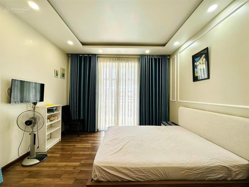 Bán nhà liền kề gigamall  nhà 40m2 đường số 17, hiệp bình chánh, thủ đức. giá 1tỷ890. hẻm xe hơi