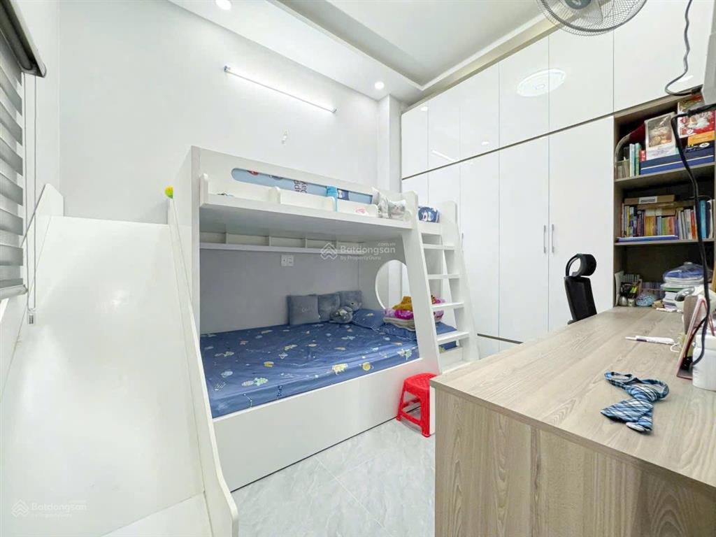 Ăn lễ lớn  nhà 52m2 bùi đình tuý, bình thạnh giá 2tỷ790. mua nhà tặng nội thất. kdc an ninh cao