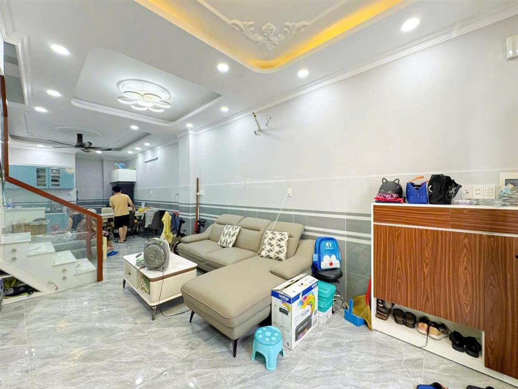 Ăn lễ lớn  nhà 52m2 bùi đình tuý, bình thạnh giá 2tỷ790. mua nhà tặng nội thất. kdc an ninh cao