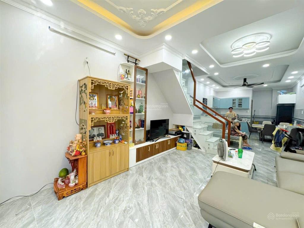 Ăn lễ lớn  nhà 52m2 bùi đình tuý, bình thạnh giá 2tỷ790. mua nhà tặng nội thất. kdc an ninh cao