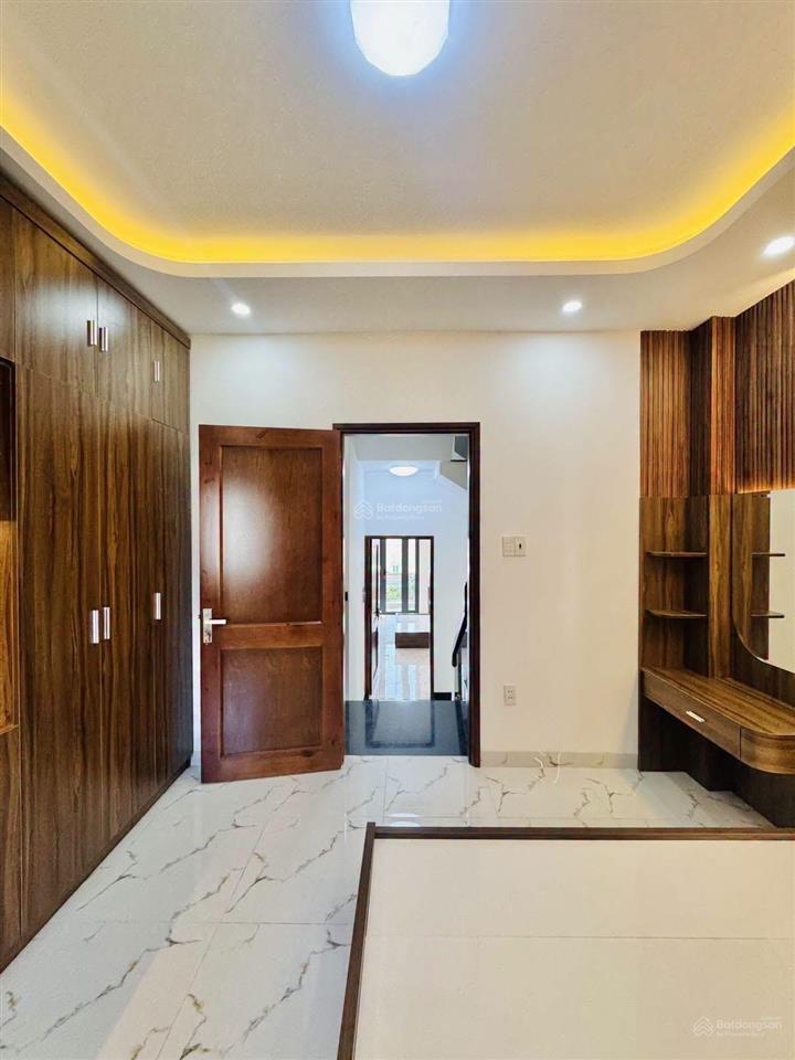 Nhà mới siêu đẹp! đường trương quốc dung, phú nhuận giá 3tỷ790. nhà 59m2  3 tầng. hẻm xe hơi