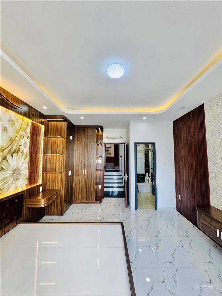 Nhà mới siêu đẹp! đường trương quốc dung, phú nhuận giá 3tỷ790. nhà 59m2  3 tầng. hẻm xe hơi