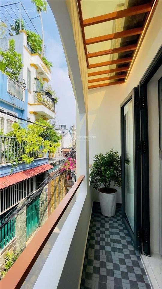 Nhà quận 3 có phòng ngủ trệt! ngay đường nguyễn văn mai giá chỉ 2tỷ940. gần chợ tân định. hẻm 4m