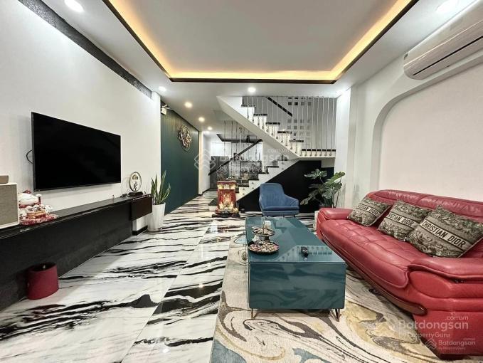 Nhà hẻm xe hơi  mai thị lựu, quận 1 giá 3tỷ580. nhà 49m2  3 tầng  3pn. đang cho thuê 14 triệu