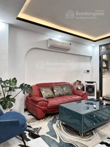 Nhà hẻm xe hơi  mai thị lựu, quận 1 giá 3tỷ580. nhà 49m2  3 tầng  3pn. đang cho thuê 14 triệu