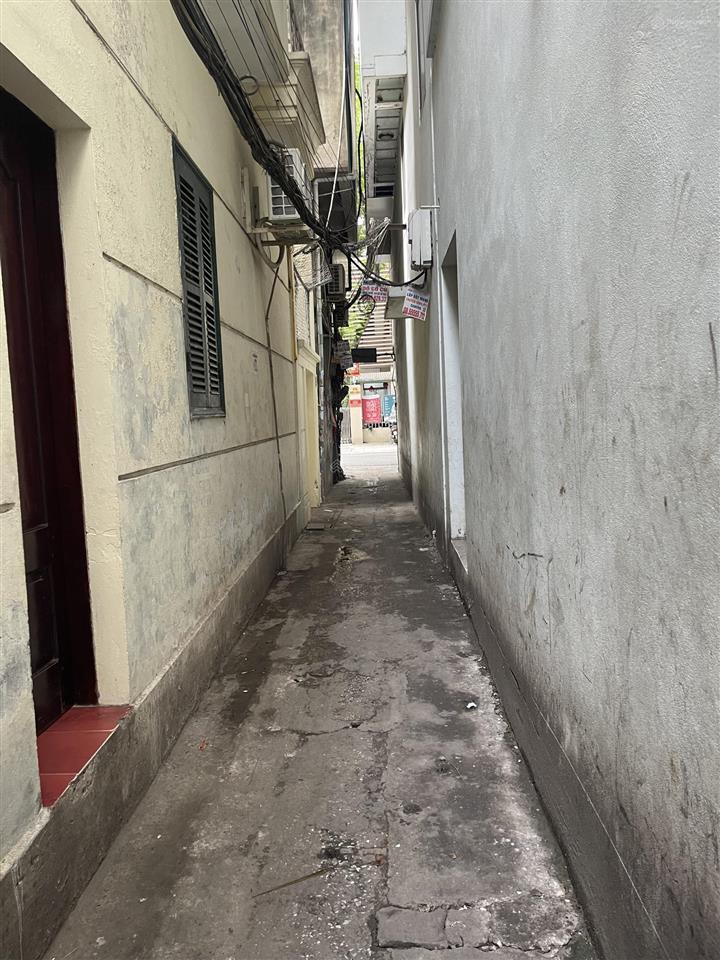 Bán đất tặng nhà, đội cấn, ba đình, hà nội 71m2, 2 mặt ngõ, giá thương lượng, sđcc, thiện chí bán