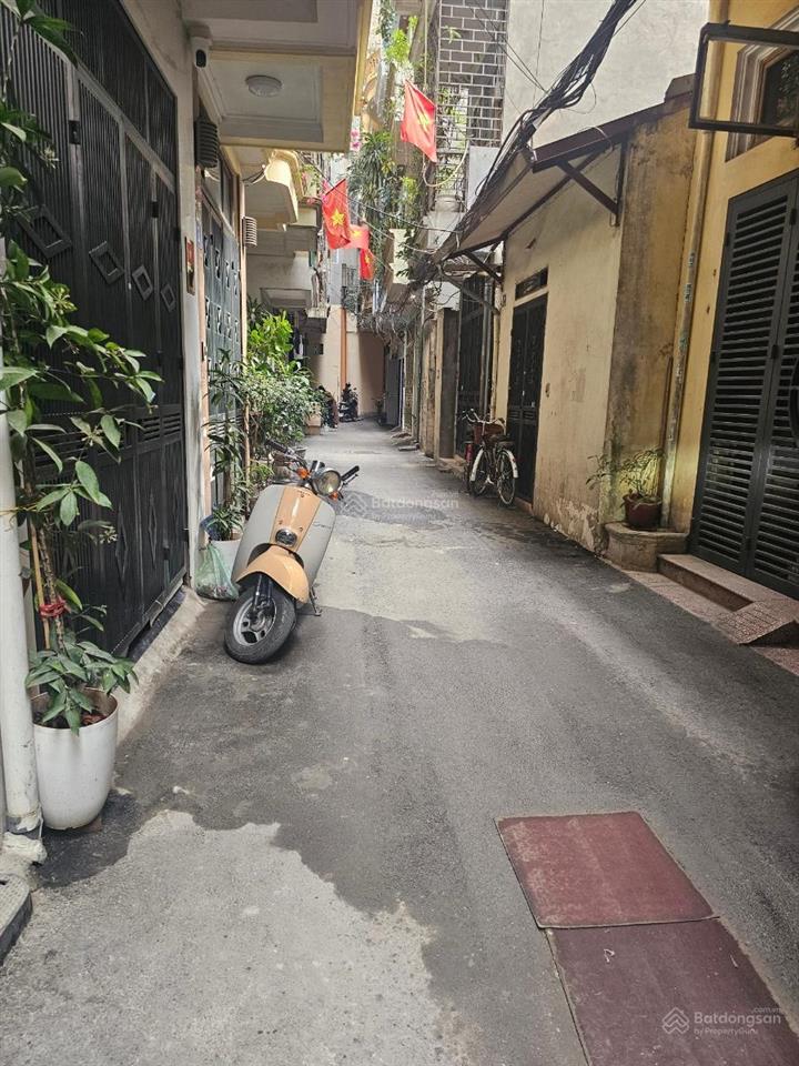 Bán gấp đất tại phố phùng chí kiên, tây hồ, 20,9 tỷ, 80 m2, sổ đỏ chính chủ, giao dịch ngay