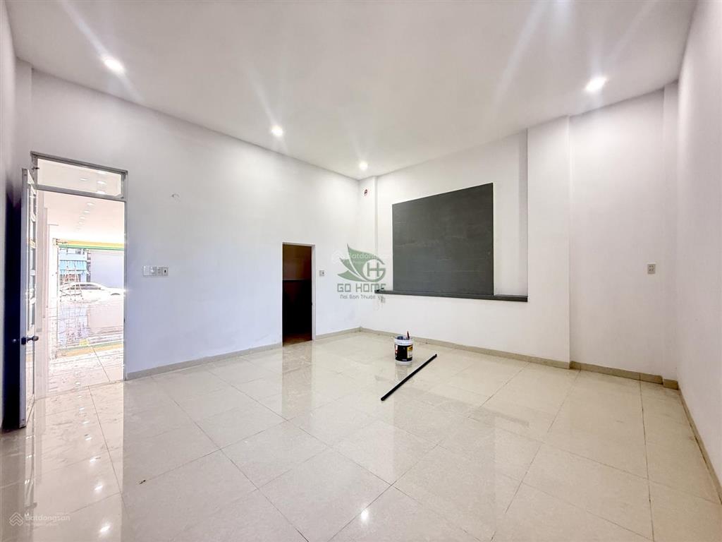 Mặt bằng riêng biệt mới 120m2 khu bàn cờ phước long giá 18 triệu/tháng