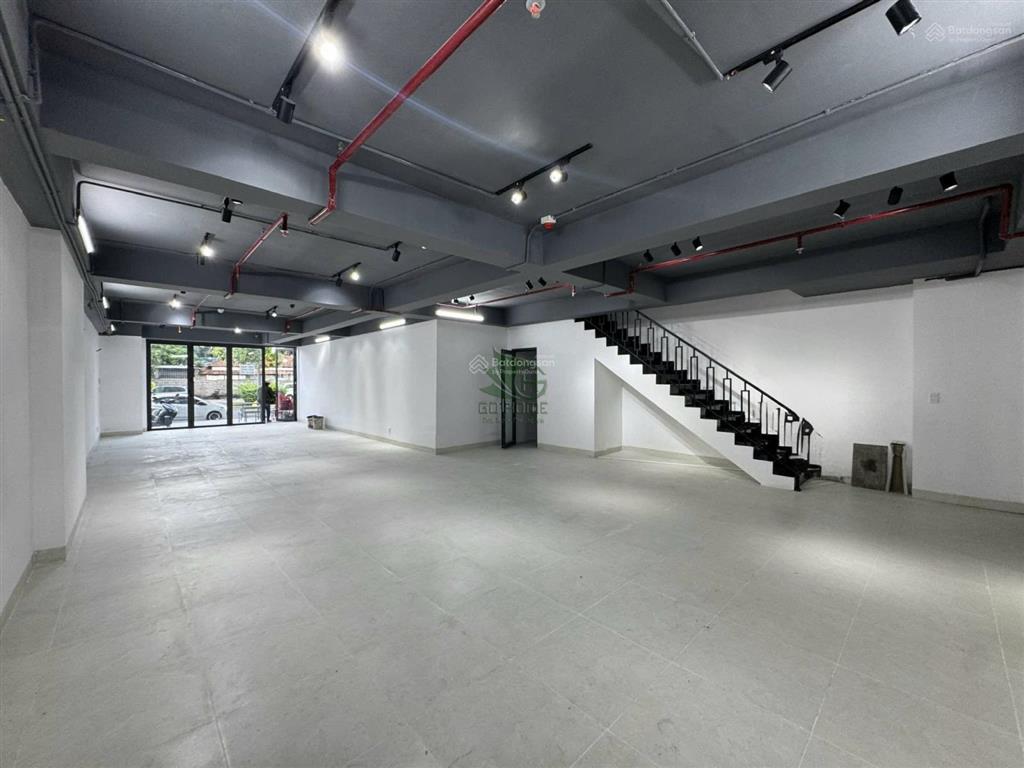 Shophouse ct3 vĩnh điểm trung 210m2 mặt đường chính giá 25 triệu/tháng