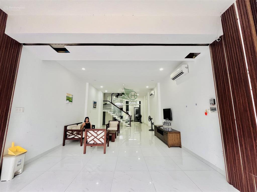 Nhà 7 phòng ngủ khu vực hà quang 2 giá 28 triệu/tháng