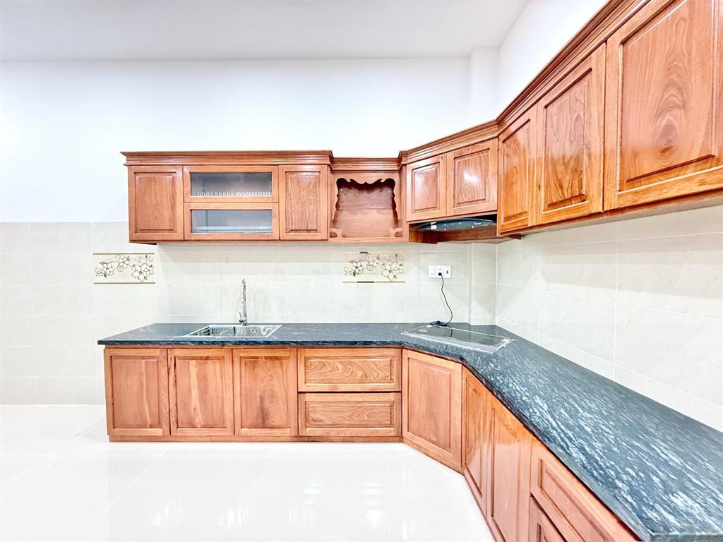 Nhà 4 phòng ngủ full nội thất có thang máy kđt mỹ gia giá 25 triệu/tháng