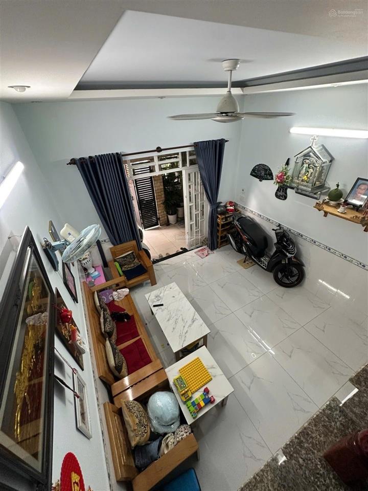 Nhà 2 tầng hẻm xe hơi thông 8m gần lê văn việt