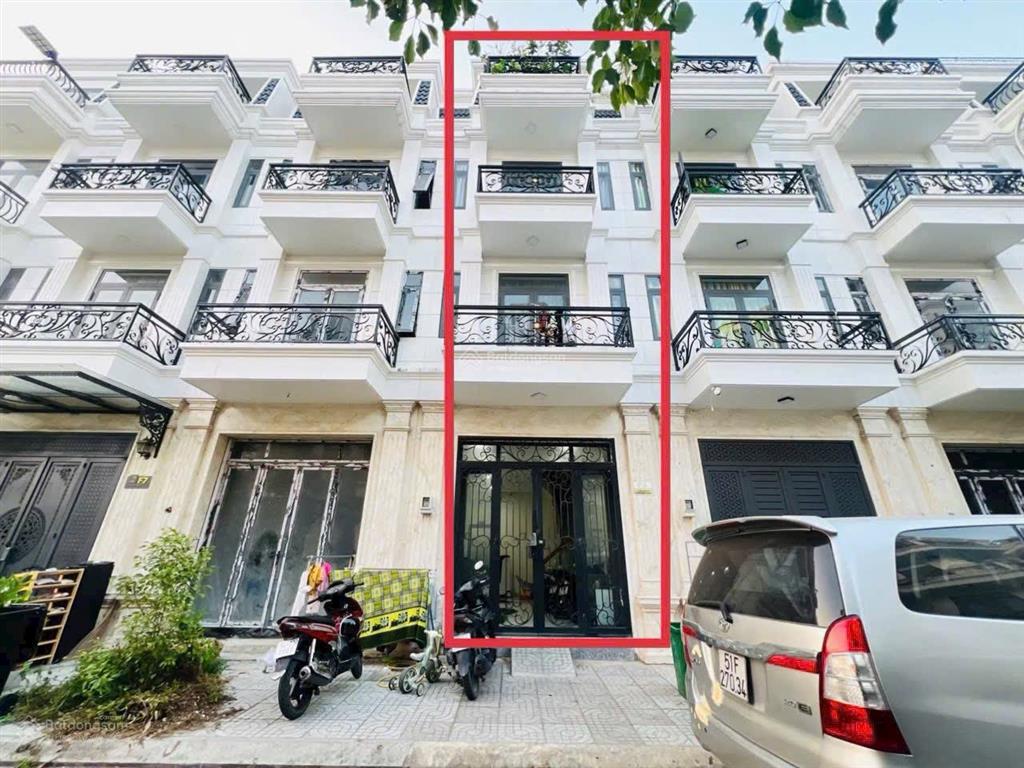 Nhà 4 tầng full nội thất 7 phòng cho thuê sẵn, thu nhập 20tr/tháng an phú đông q12