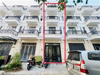 Nhà 4 tầng full nội thất 7 phòng cho thuê sẵn, thu nhập 20tr/tháng an phú đông q12