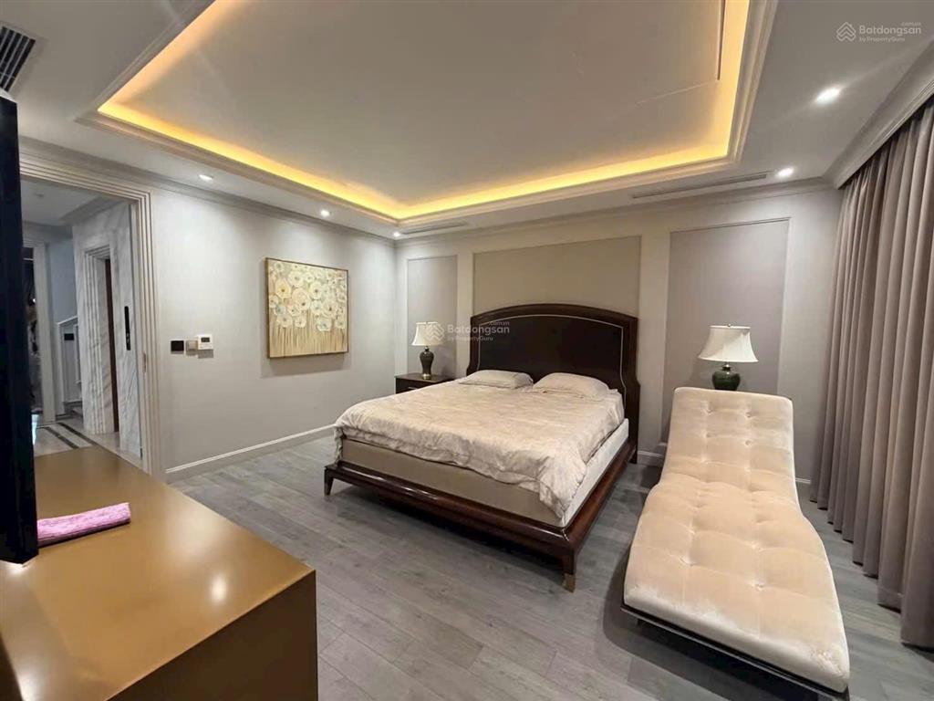 Bán biệt thự sao đỏ 200m2 sân vườn luxury  phạm văn đồng hải phòng | cạnh pearl river hotel