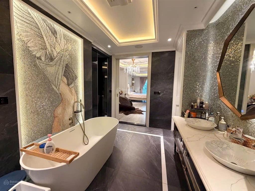 Bán biệt thự sao đỏ 200m2 sân vườn luxury  phạm văn đồng hải phòng | cạnh pearl river hotel