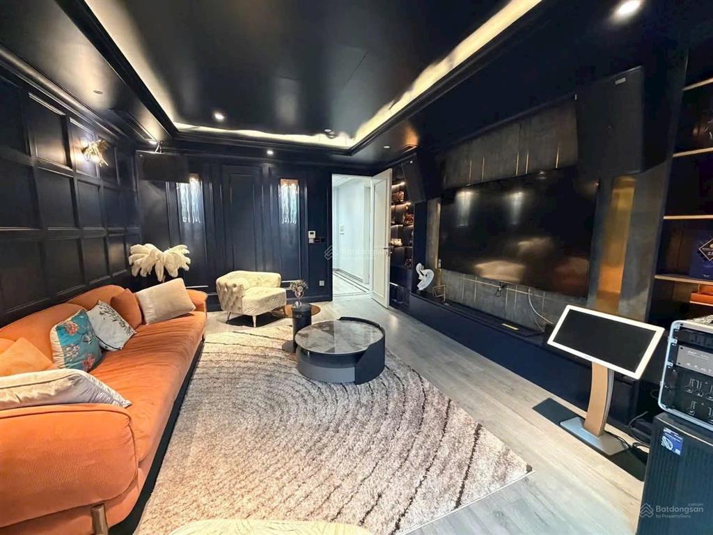Bán biệt thự sao đỏ 200m2 sân vườn luxury  phạm văn đồng hải phòng | cạnh pearl river hotel