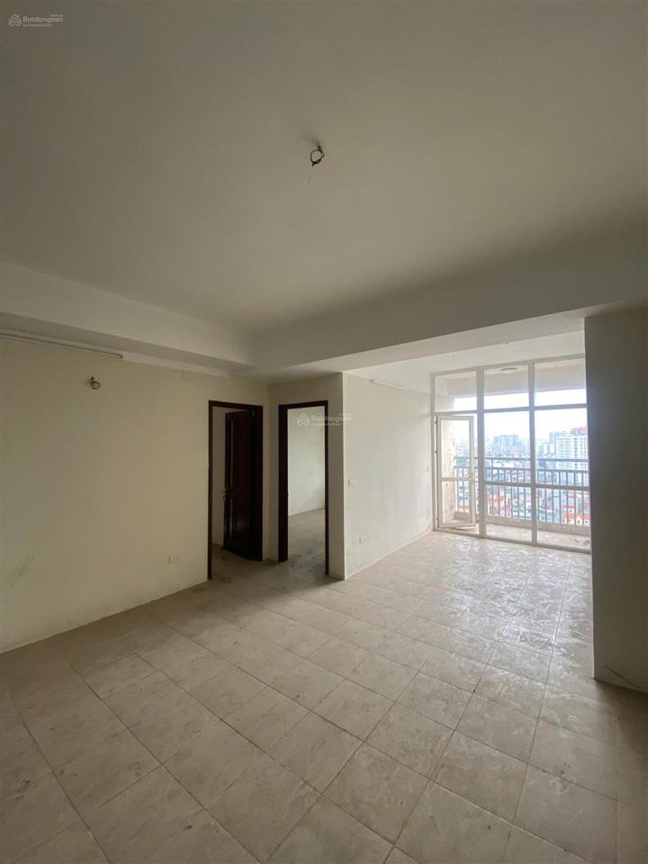 Bán căn hộ lạc long quân view hồ tây cực đẹp