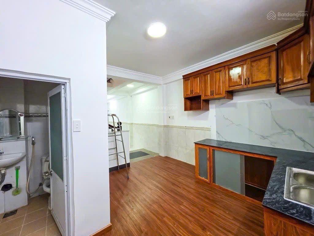 3 tầng st btct  hxh  kế wincom nam long  sổ riêng 4 * 15m  4pn  7.x tỷ tl