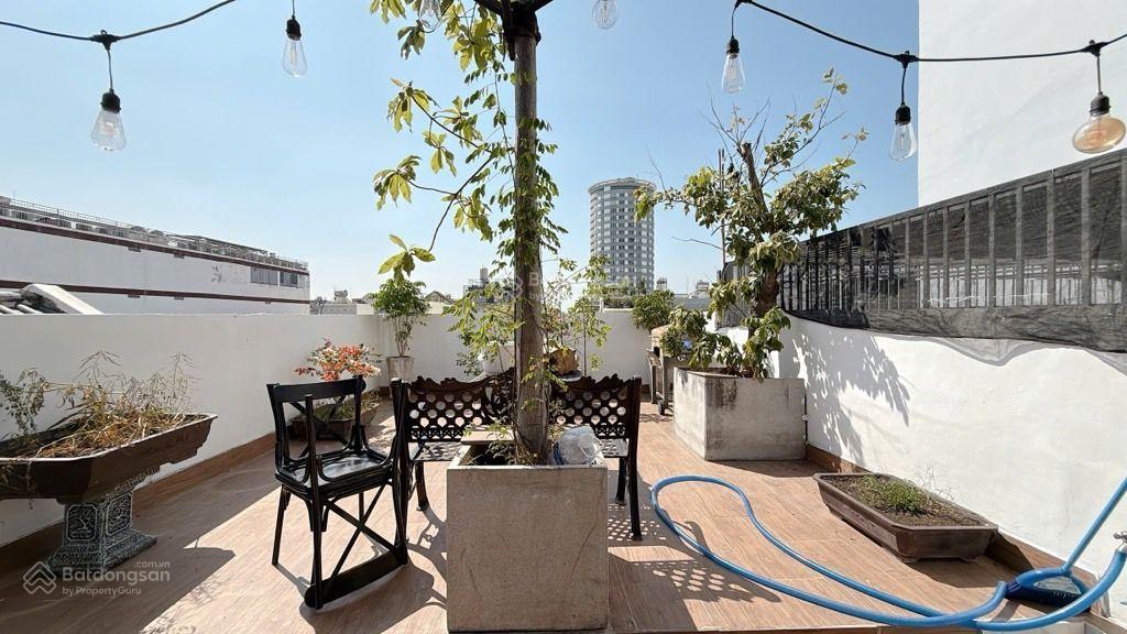 2 tầng đẹp  dt 4 * 17m  hxh  gần trần trọng cung  4pn  tặng nội thất  sổ riêng  6.xy tỷ tl