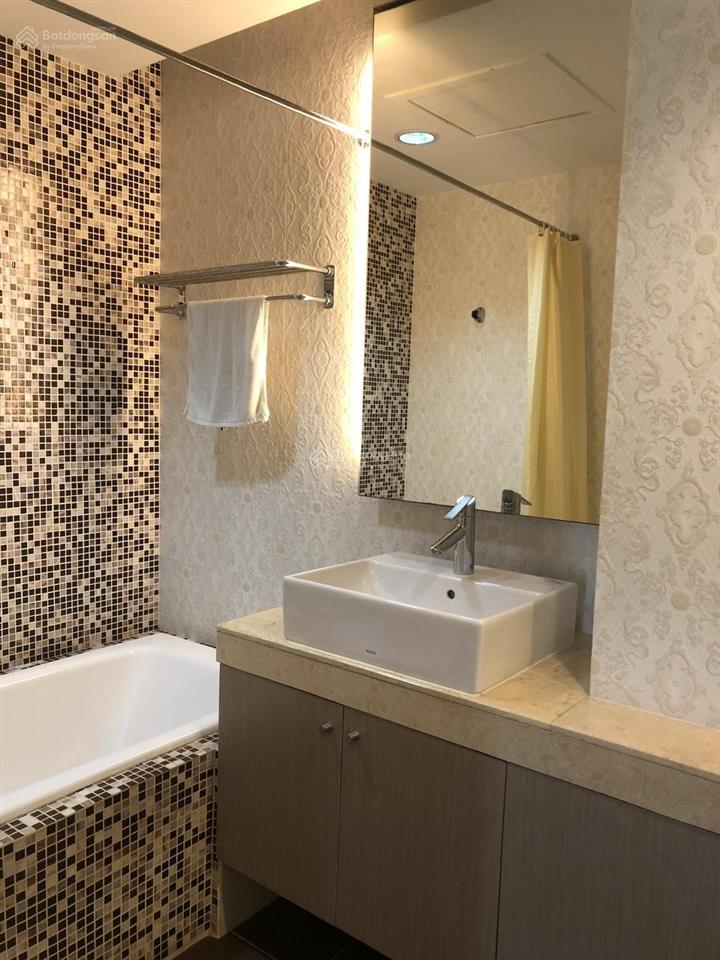 Chuyển nhượng căn hộ 2pn tầng đẹp, nội thất xịn xò  0989 628 ***
