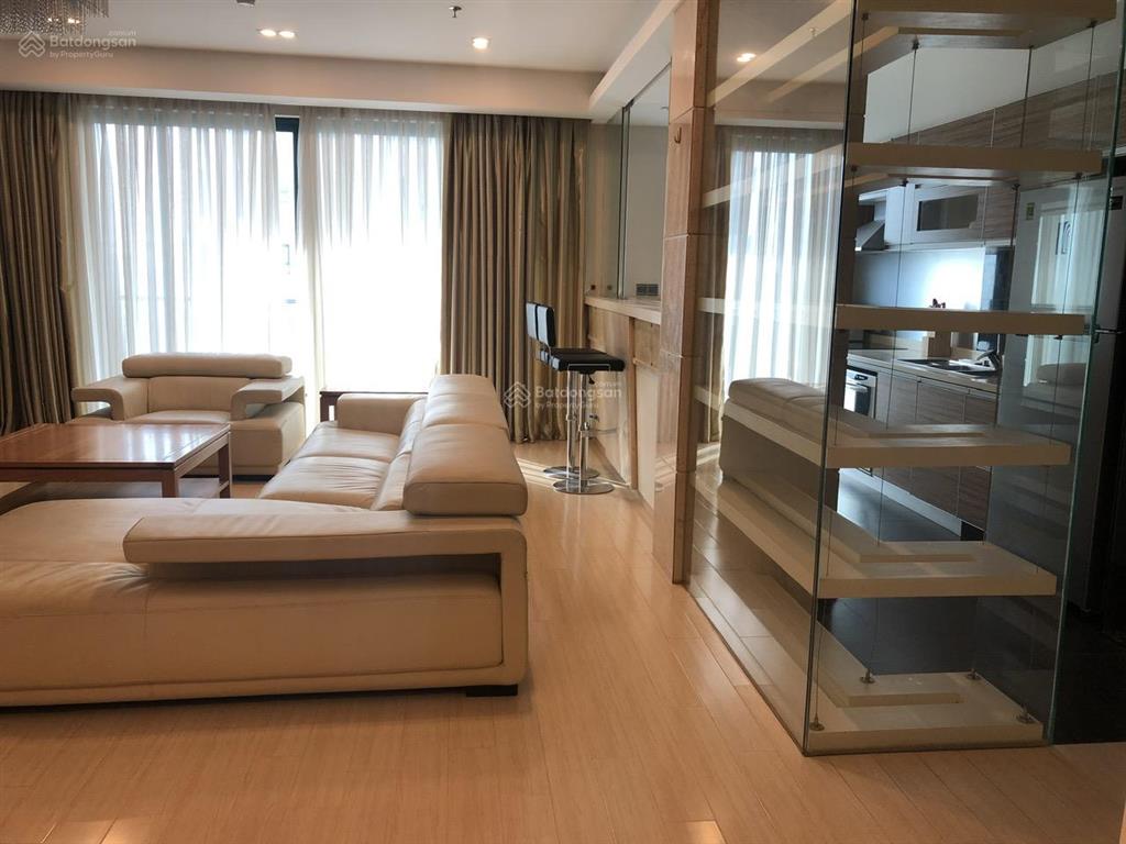 Chuyển nhượng căn hộ 2pn tầng đẹp, nội thất xịn xò  0989 628 ***