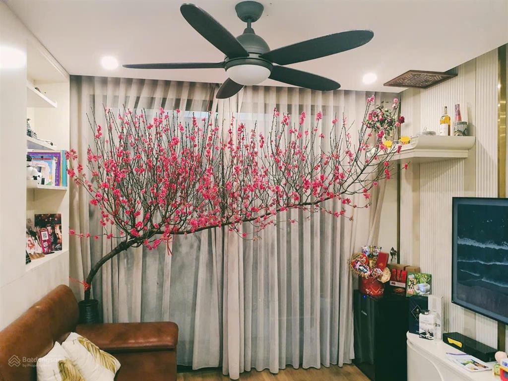 Bán nhanh căn hộ cao cấp tòa 6th element 2pn 2vs  full nội thất  tầng trung  slot xe  giá rẻ