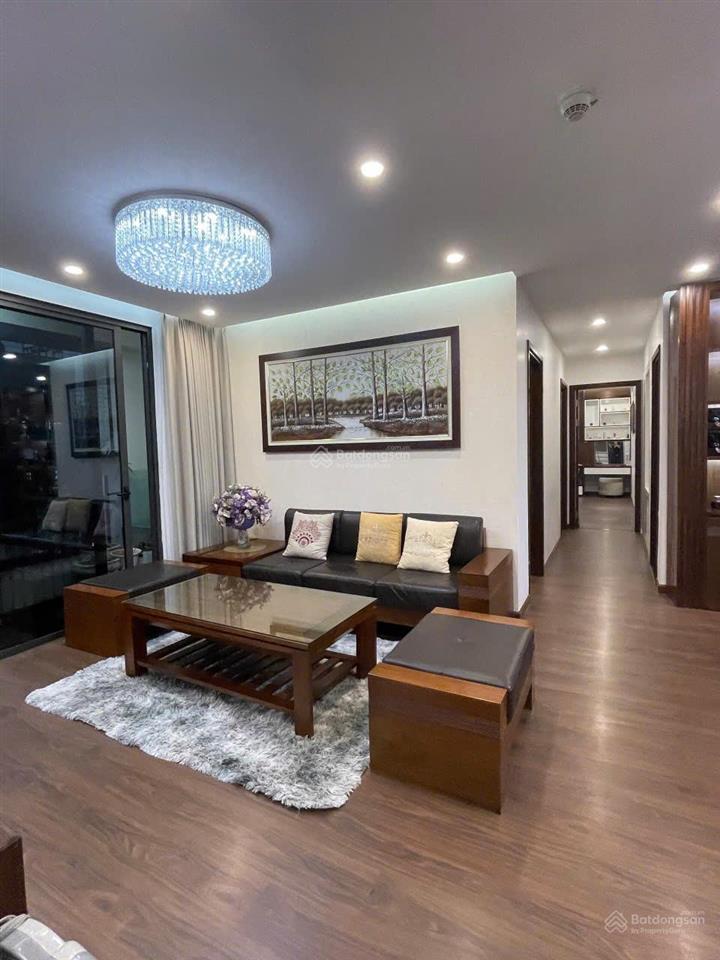 Cho thuê căn hộ tòa cao cấp 6th elemenet dt 109m2 3pn 2vs, full đồ, 2 slot xe, căn góc, giá rẻ