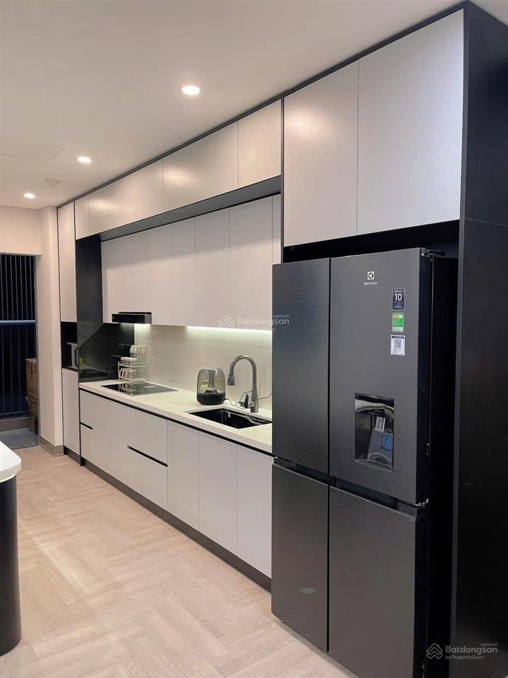 Bán căn hộ view hồ tây đẹp nhất toà 2pn2vs  giá rẻ nhất thị trường
